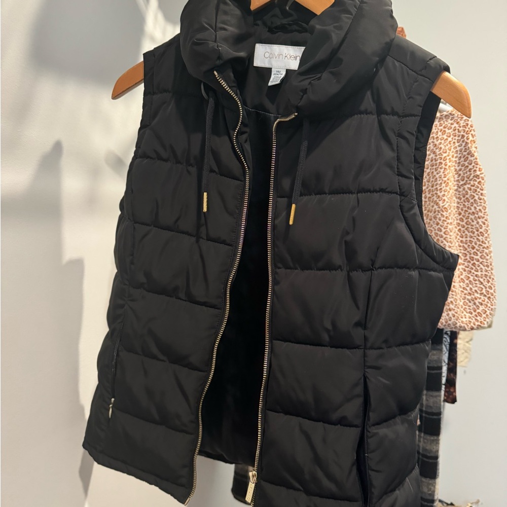 Calvin Klein Women's Quilted Black Vest